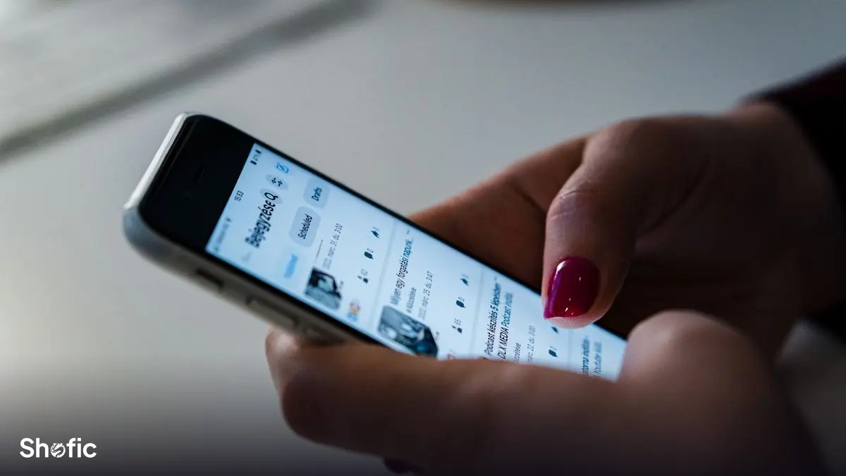 Setting up a public profile on a phone