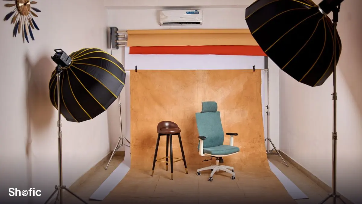 A simple lighting setup for filming social content indoors