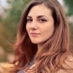 Shofic customer — Aisha B., Lifestyle blogger, Doha